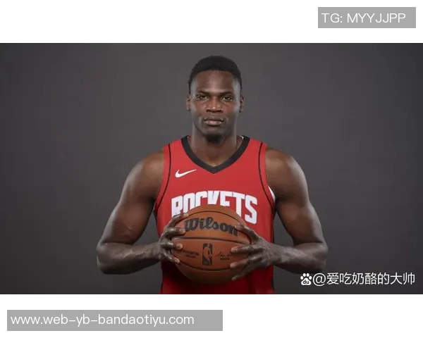 科内特替补出战14分钟完美表现6投全中砍下16分4篮板引发热议